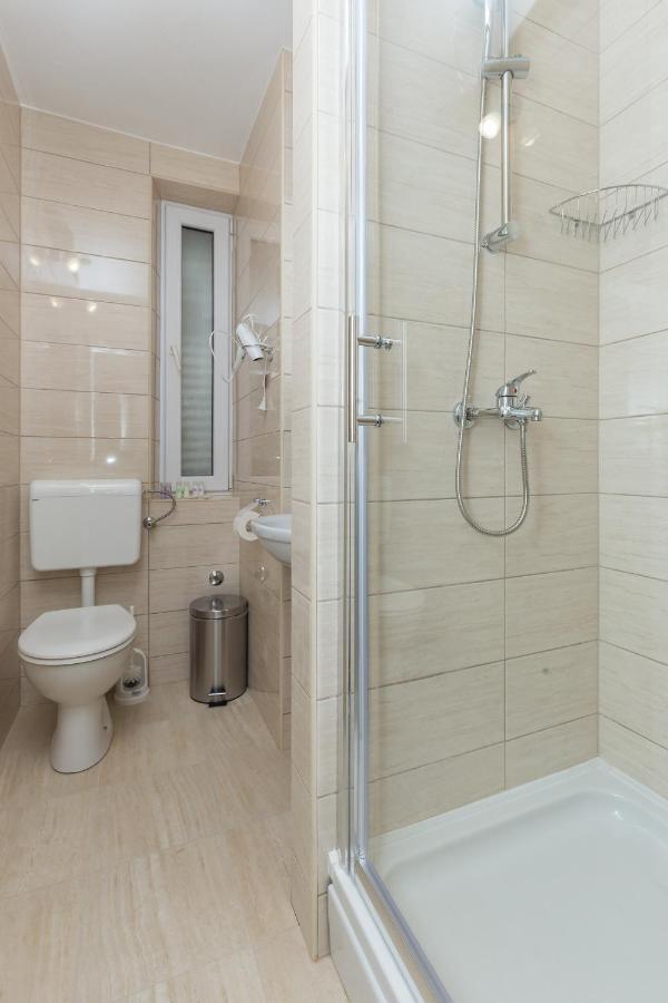 Vlaho Guest house 3*